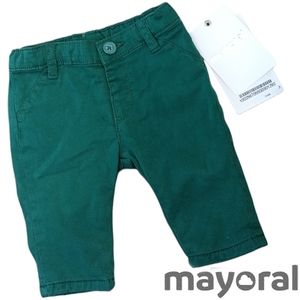 NWT | Chino Pants • Newborn